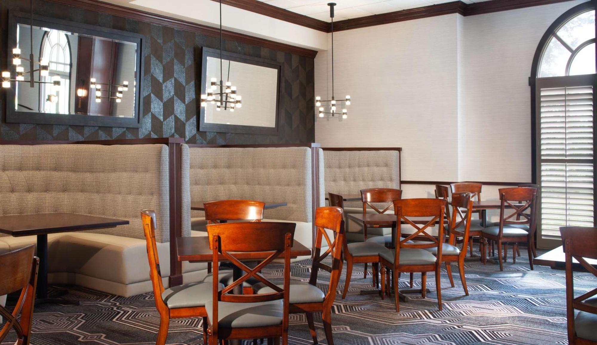 Hilton Atlanta/Marietta Hotel&Conference Center Esterno foto