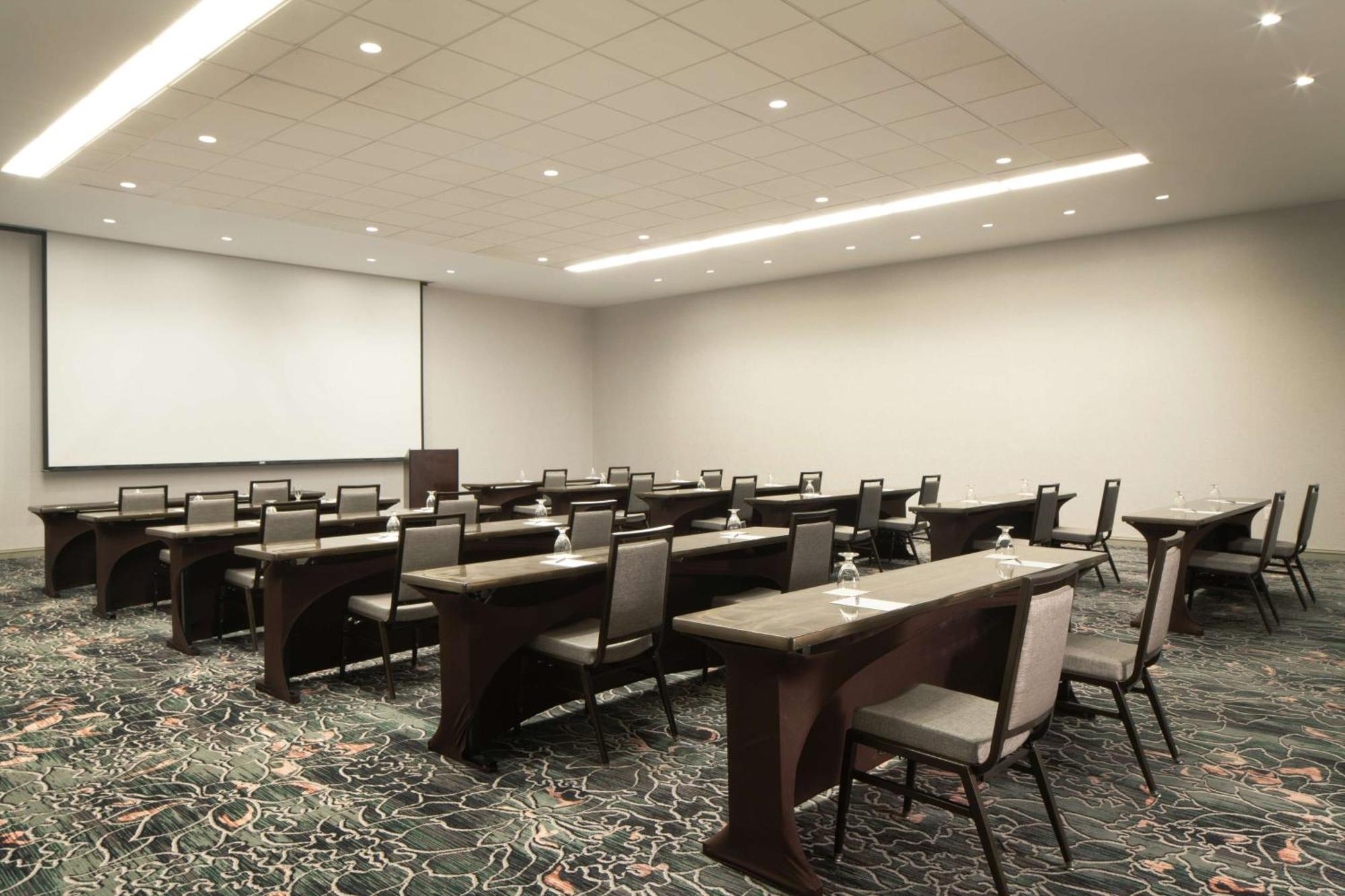 Hilton Atlanta/Marietta Hotel&Conference Center Esterno foto