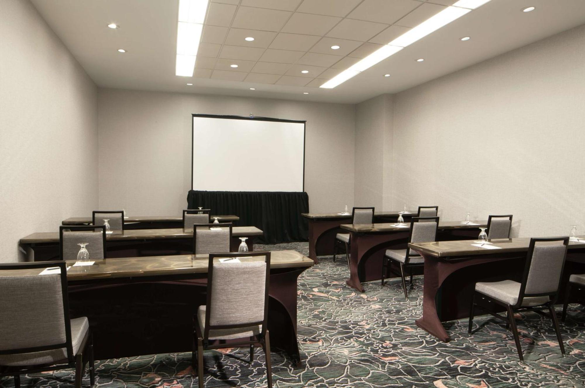 Hilton Atlanta/Marietta Hotel&Conference Center Esterno foto