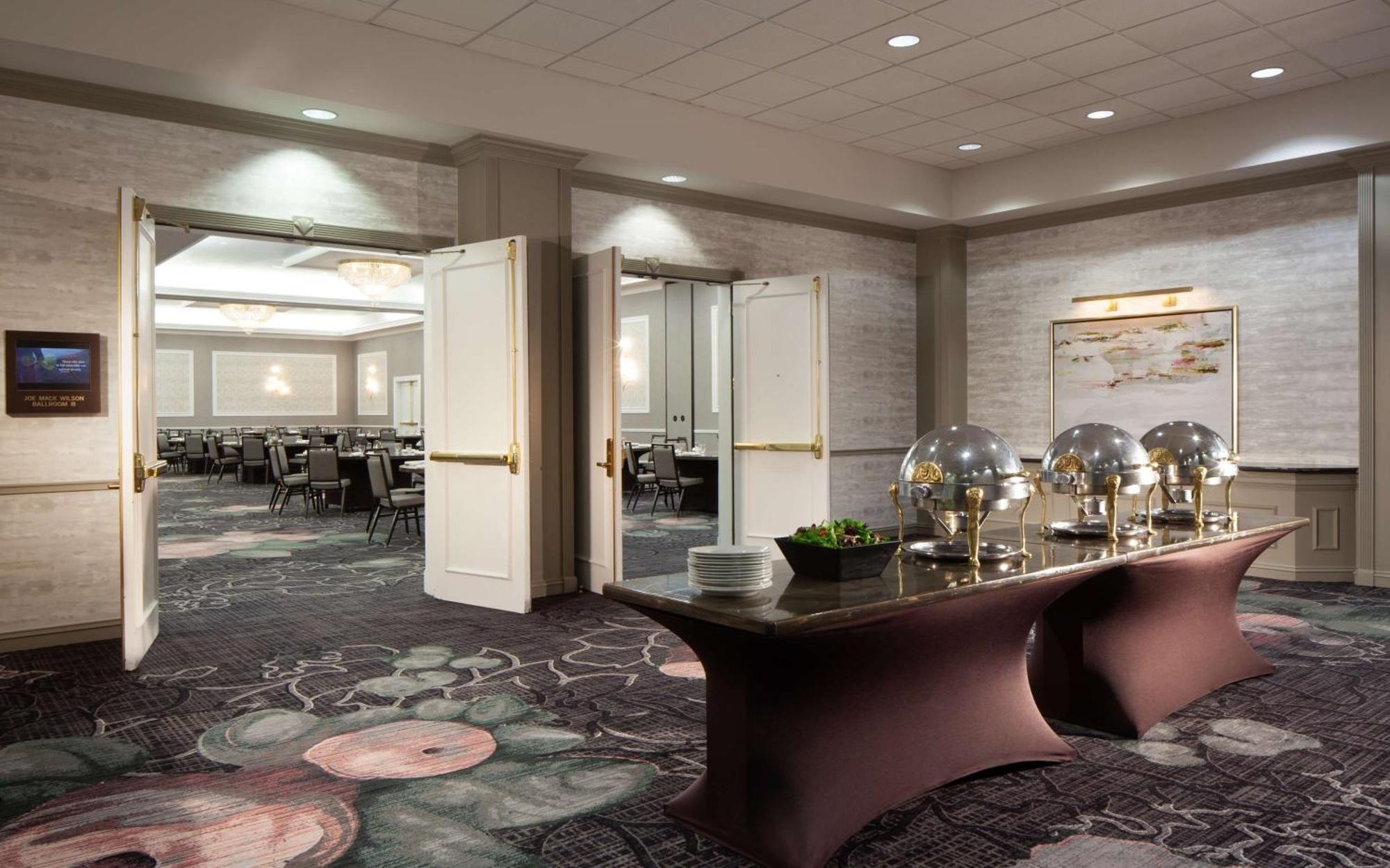 Hilton Atlanta/Marietta Hotel&Conference Center Esterno foto